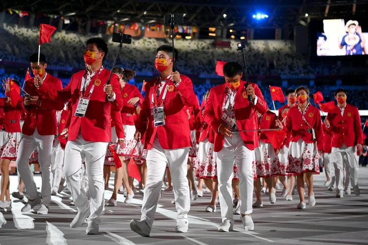 东京奥运会开幕式中国第几个上场